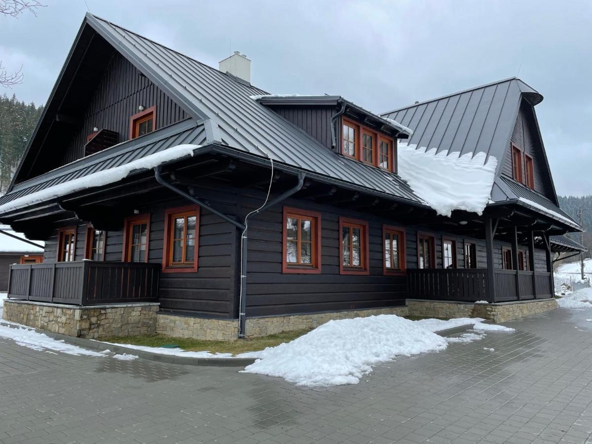 Apartmany Neta Velke Karlovice, Polansky Dvur 外观 照片