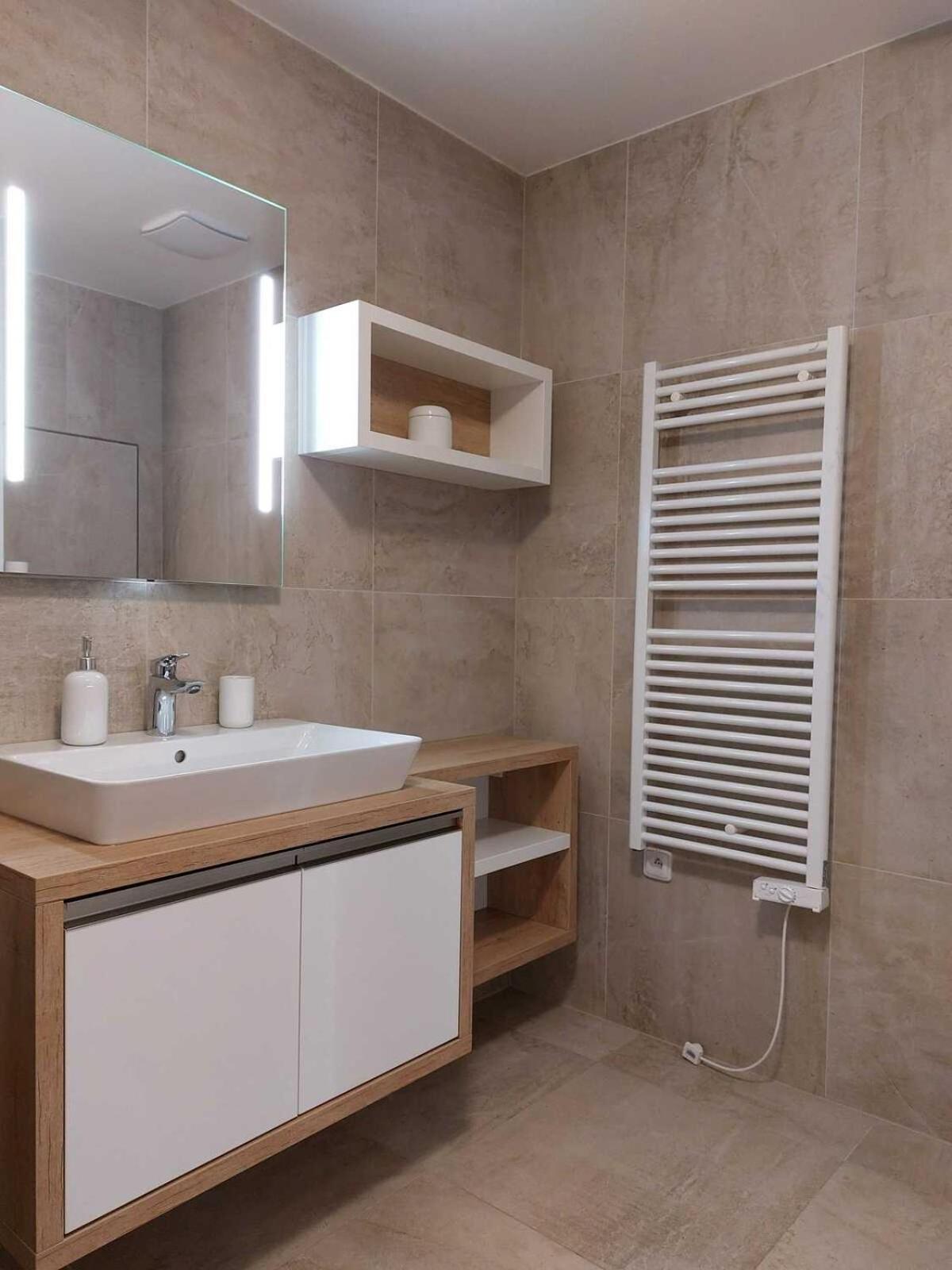 Apartmany Neta Velke Karlovice, Polansky Dvur 外观 照片